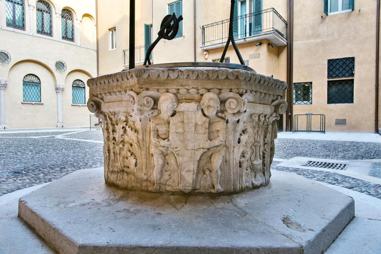 Palazzo Confalonieri Da Lisca Verona Exterior photo